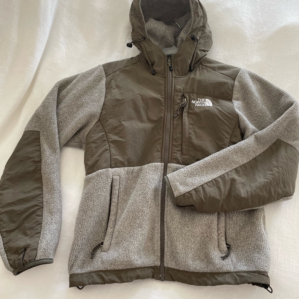 North  face Fleece with hood
